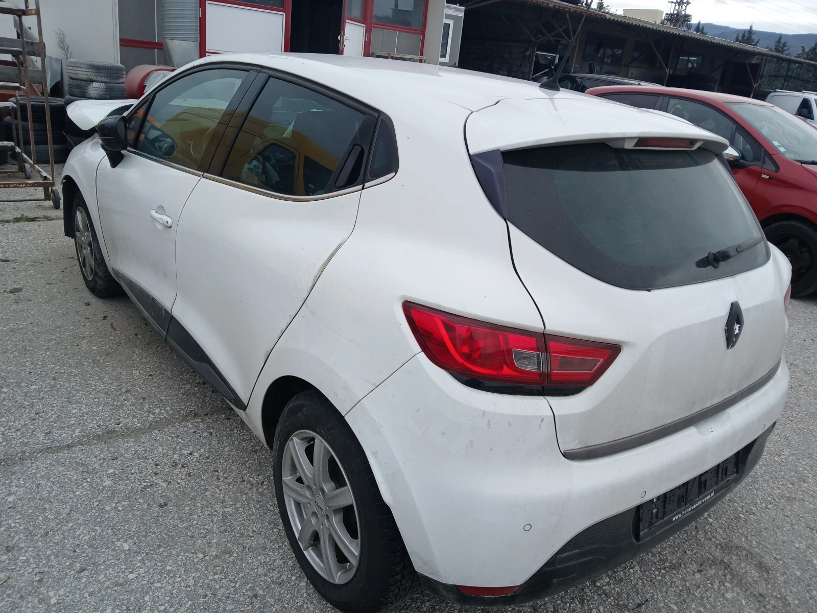 Renault Clio 1.5/90к/НА ЧАСТИ!, снимка 2 - Автомобили и джипове - 54032878