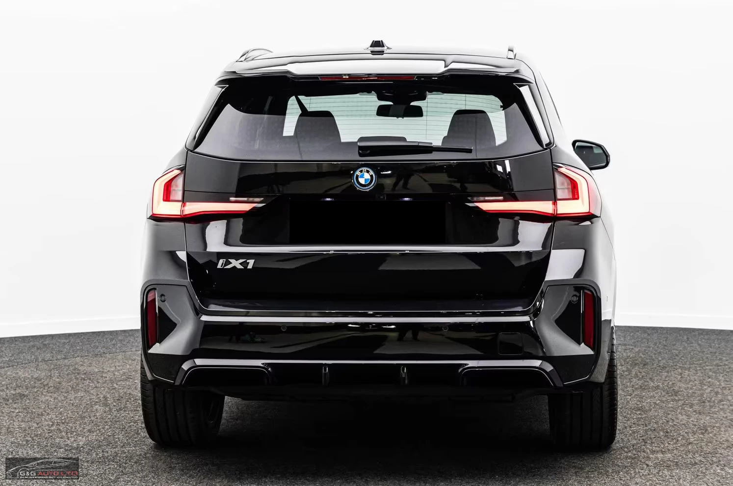 BMW iX1 30/xDRIVE/313H/MSPORT/SHADOW/ACC/HUD/PANO/360/228z | Mobile.bg � ����������� 8