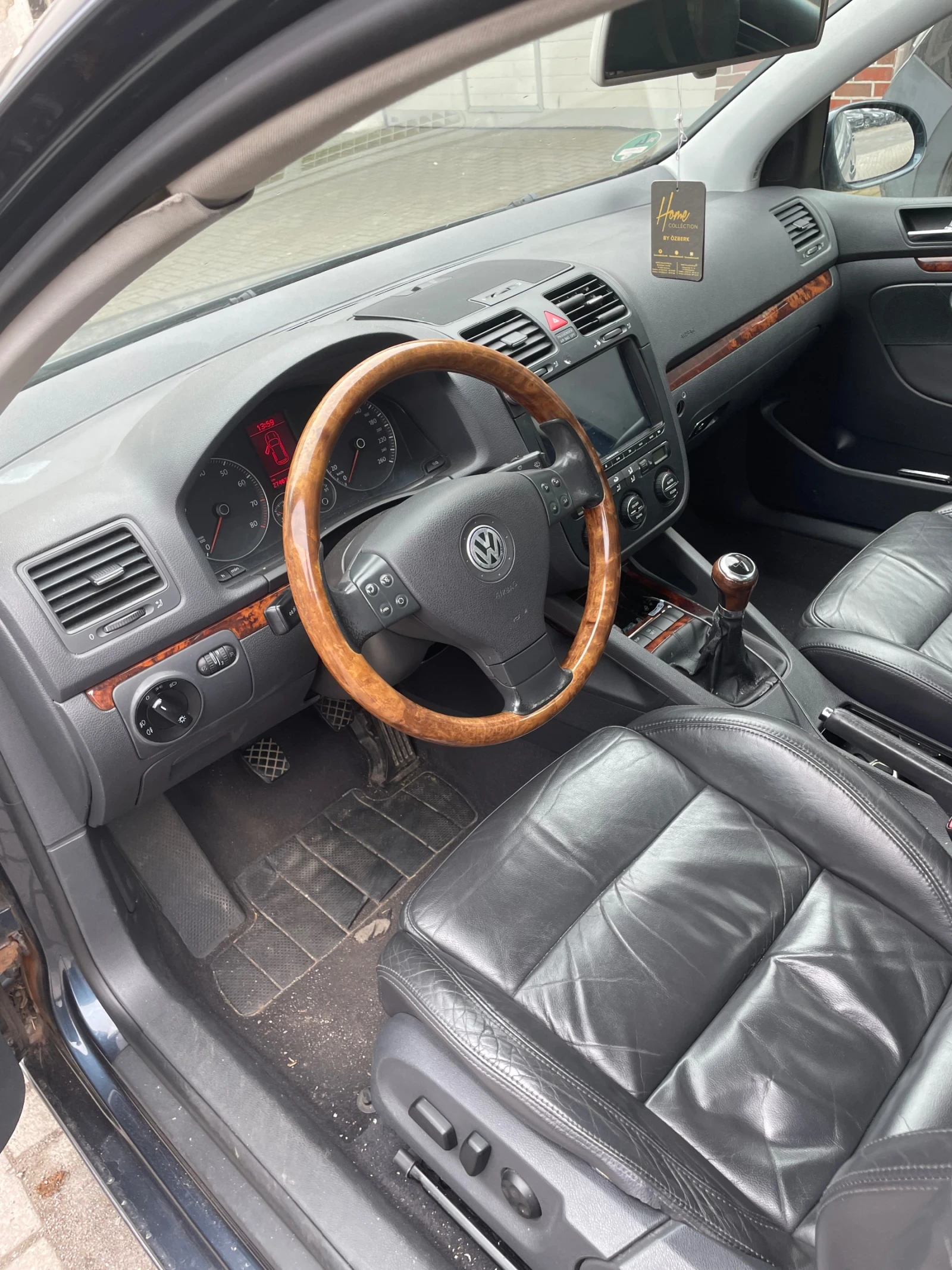 VW Golf, снимка 2 - Автомобили и джипове - 54072475
