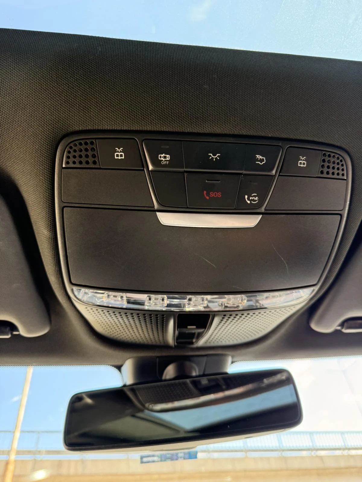 Mercedes-Benz C 300, снимка 16 - Автомобили и джипове - 54101288