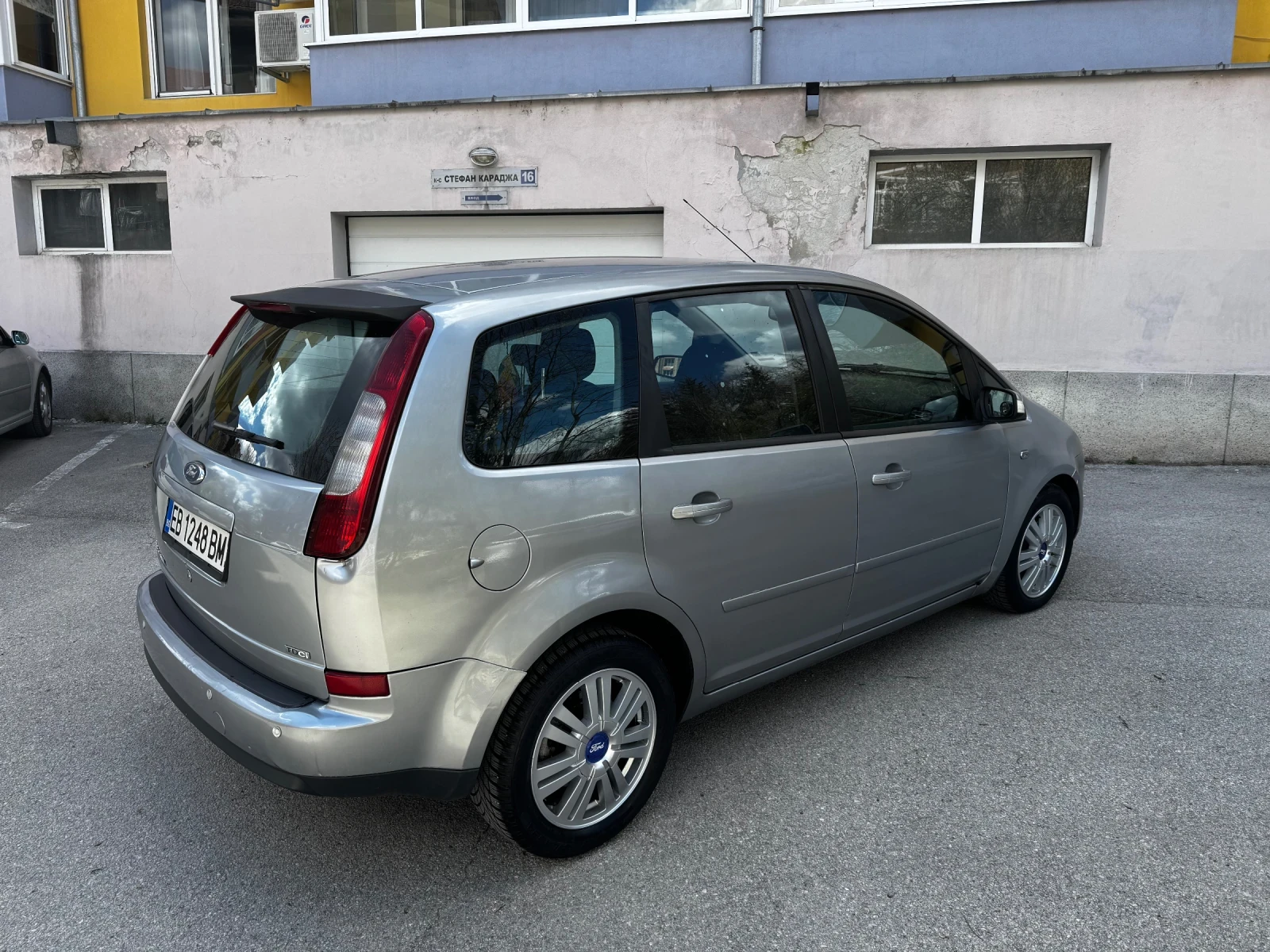 Ford C-max 1.6HDI GHIA, снимка 4 - Автомобили и джипове - 54137467