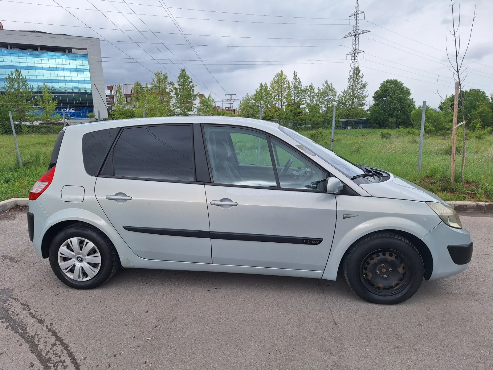 Renault Scenic, снимка 11 - Автомобили и джипове - 54581695