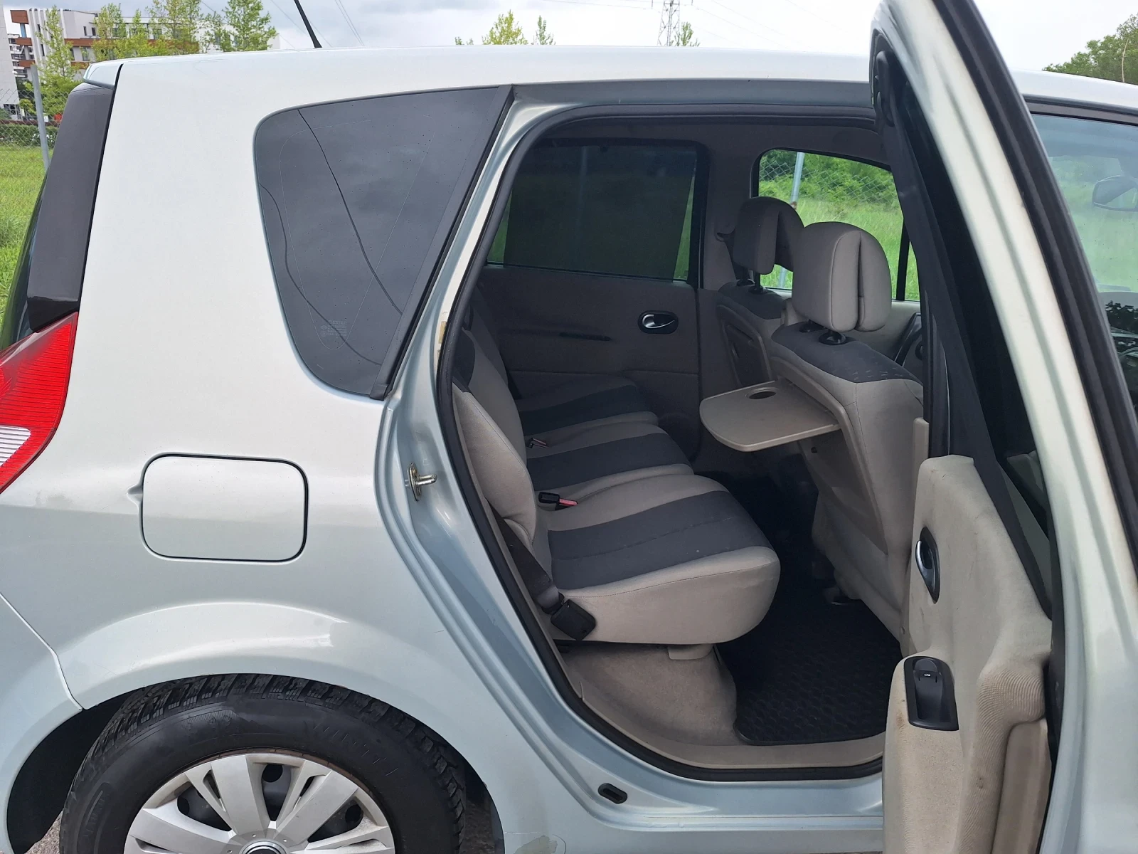 Renault Scenic, снимка 7 - Автомобили и джипове - 54581695