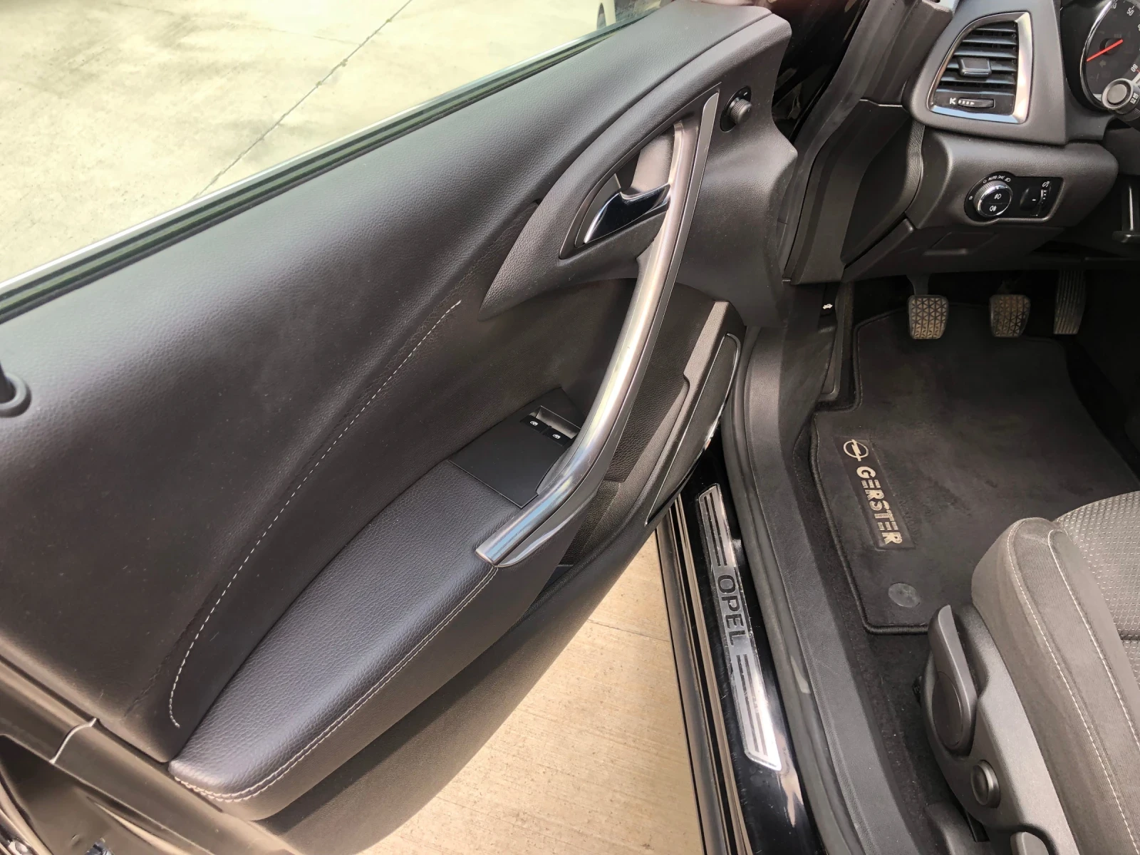 Opel Astra 1.6, снимка 7 - Автомобили и джипове - 54597262