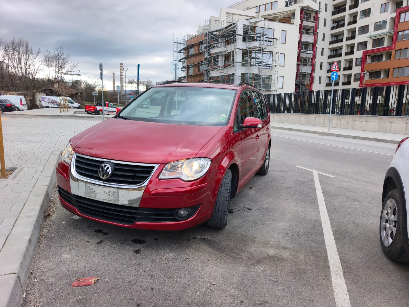 VW Touran 2.0TDI 140K.C. код BMM