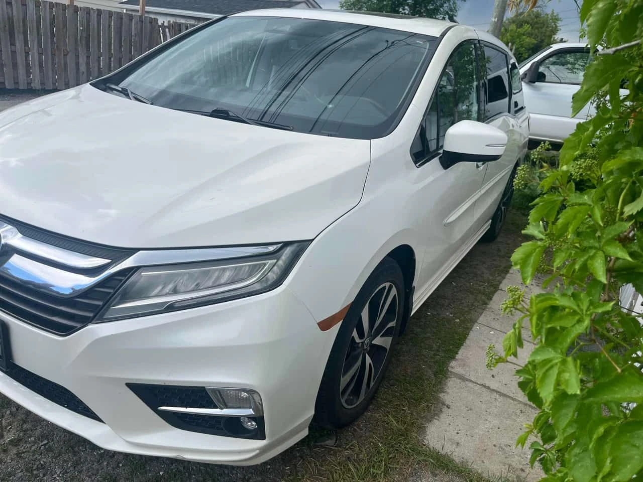 Honda Odyssey * Touring * АВТОКРЕДИТ БЕЗ ПЪРВОНАЧАЛНА ВНОСКА* , снимка 2 - Автомобили и джипове - 54937182