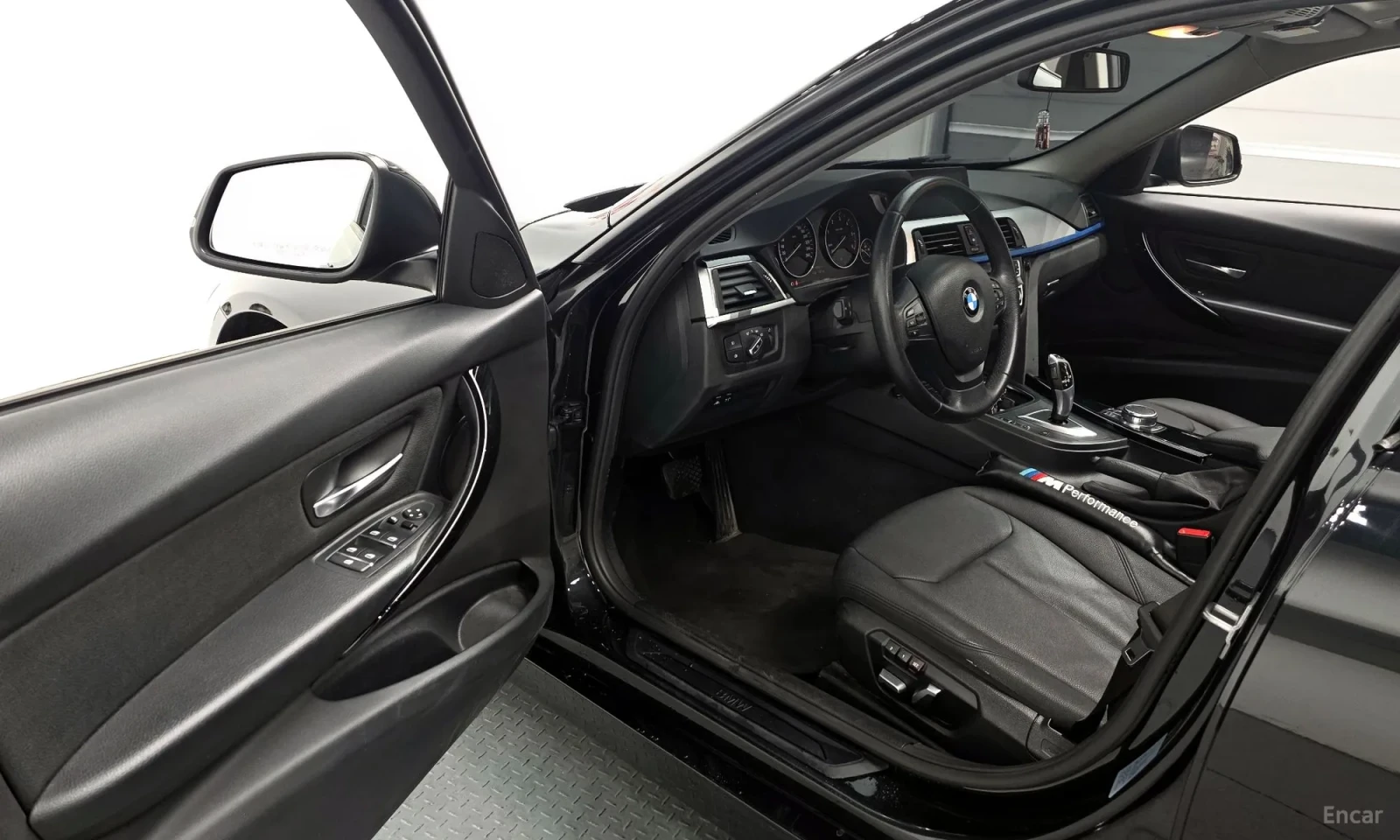 BMW 320 M packet\Head Up\ TOP CENA, снимка 10 - Автомобили и джипове - 55571264