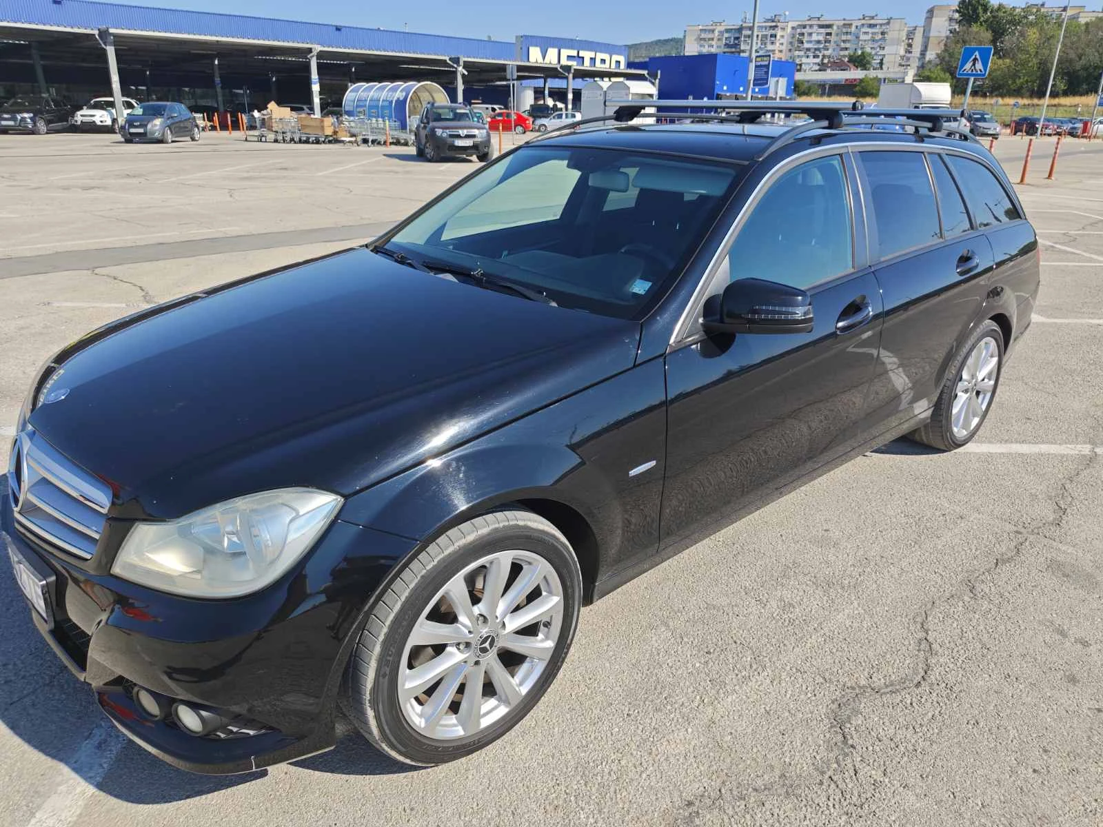 Mercedes-Benz C 220, снимка 3 - Автомобили и джипове - 55738277