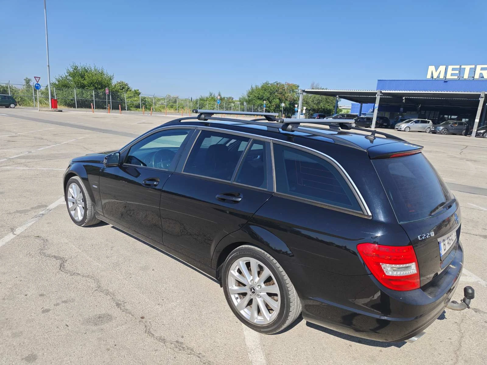 Mercedes-Benz C 220, снимка 6 - Автомобили и джипове - 55738277