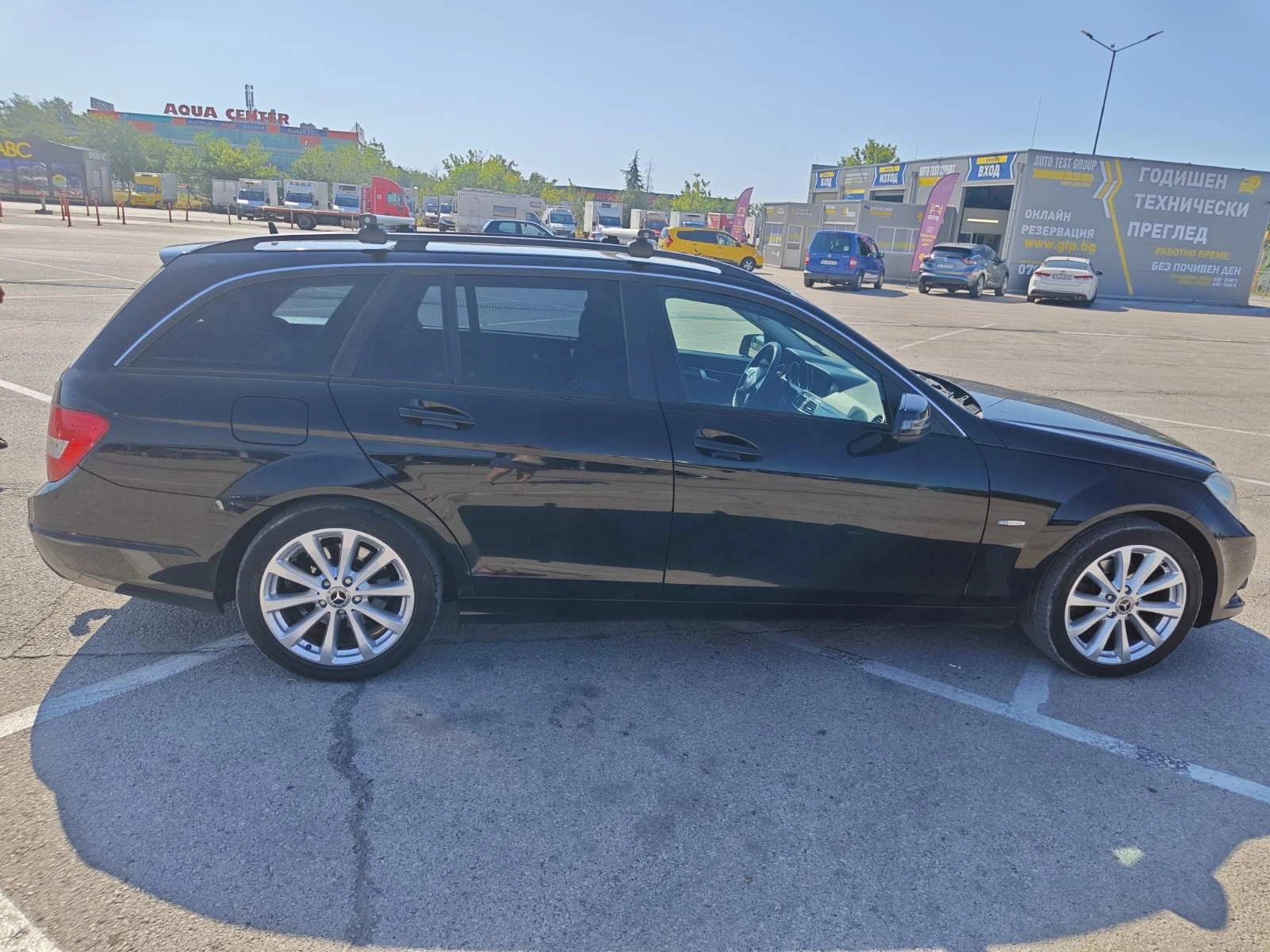 Mercedes-Benz C 220, снимка 4 - Автомобили и джипове - 55738277