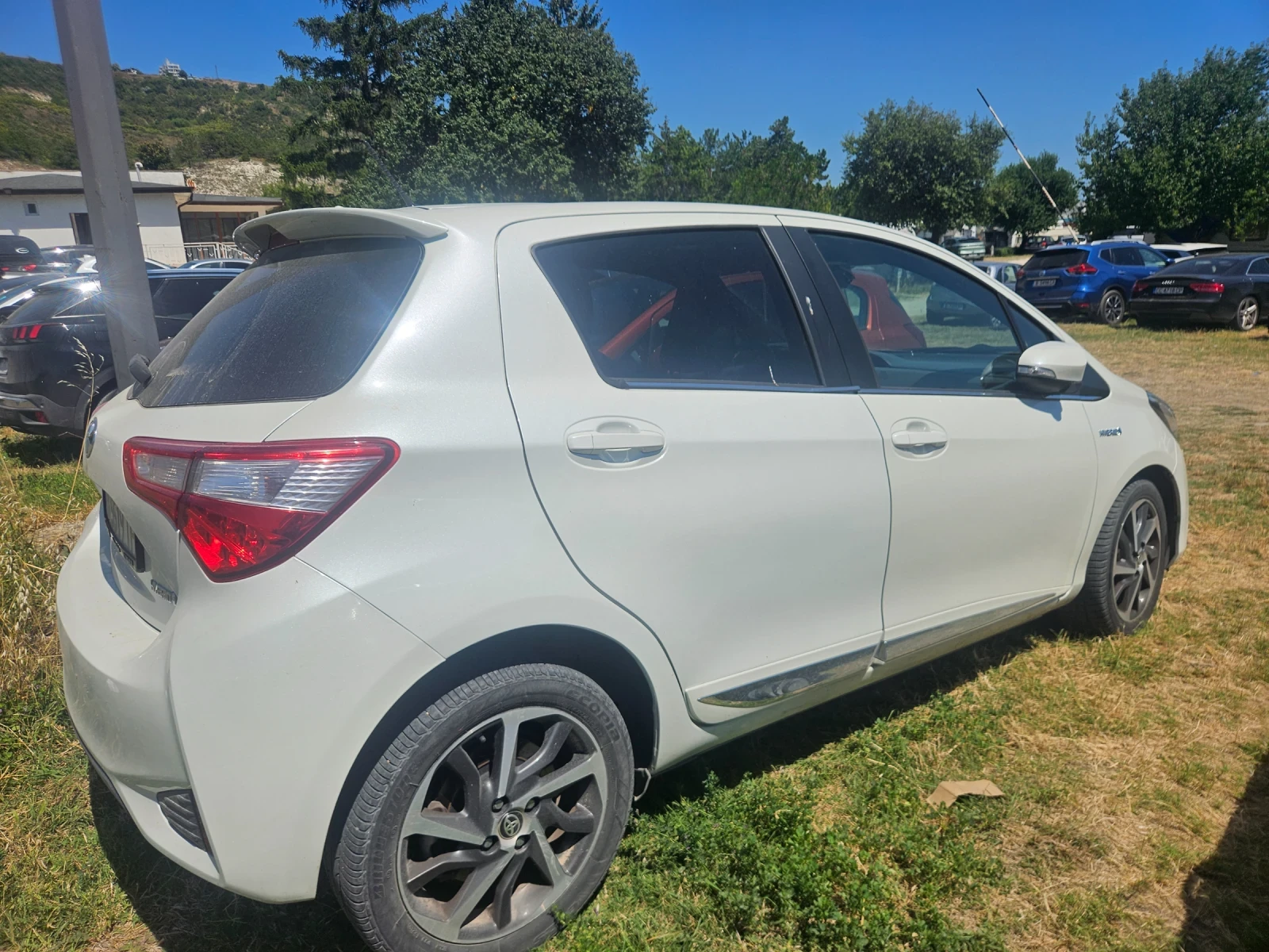 Toyota Yaris Hybrid, 1, 5 автоматик, 100к.с., снимка 5 - Автомобили и джипове - 55739094