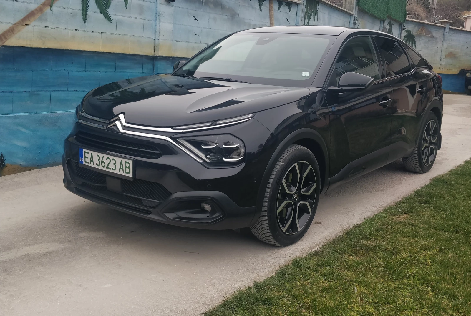 Citroen C4 SHINE/Бързо DC зареждане/11kW AC charger, снимка 2 - Автомобили и джипове - 55903143