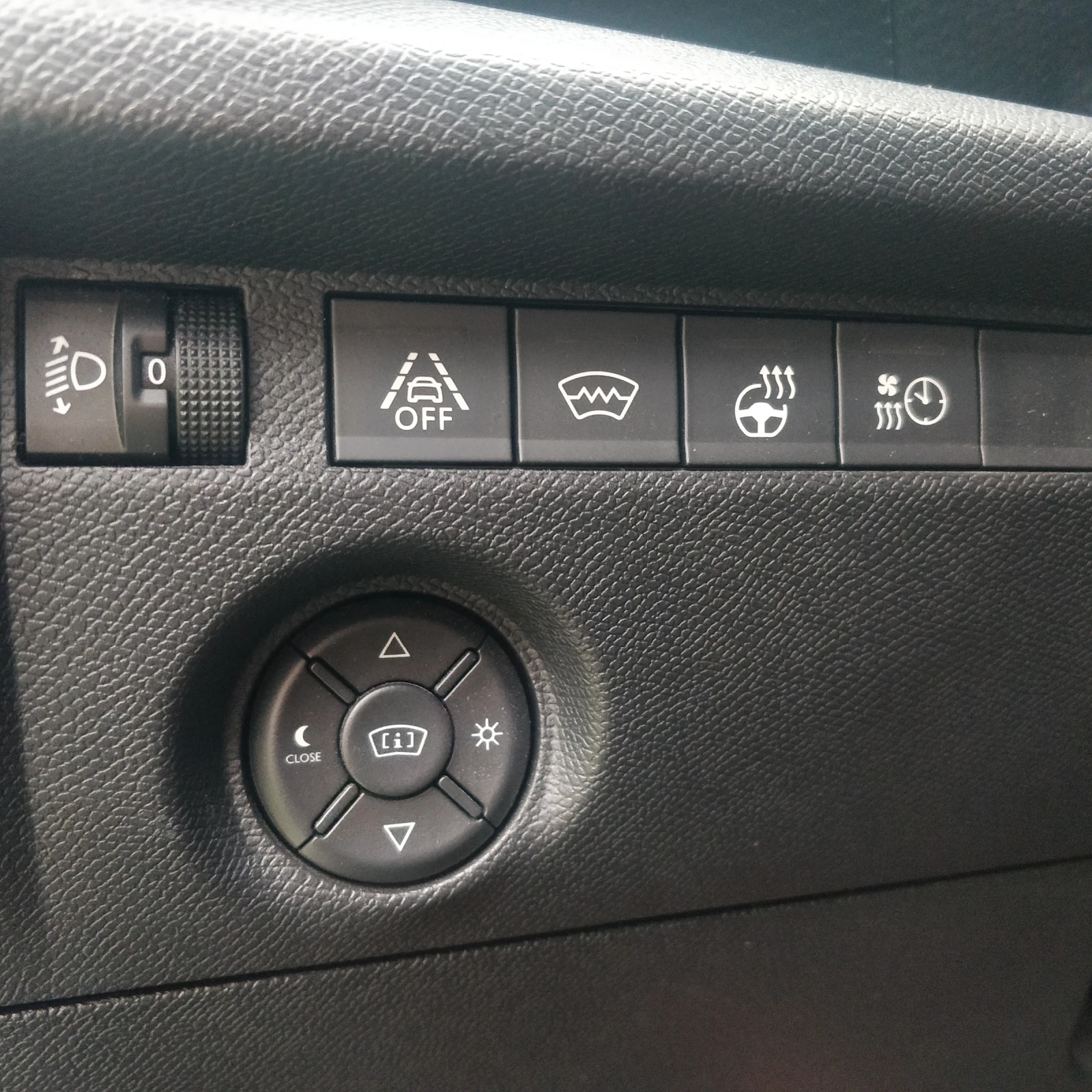 Citroen C4 SHINE/Бързо DC зареждане/11kW AC charger, снимка 10 - Автомобили и джипове - 55903143