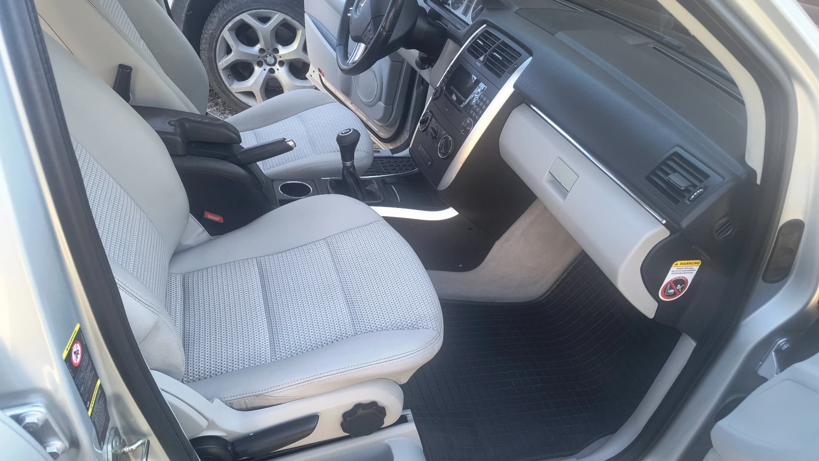 Mercedes-Benz B 200, снимка 6 - Автомобили и джипове - 56706552
