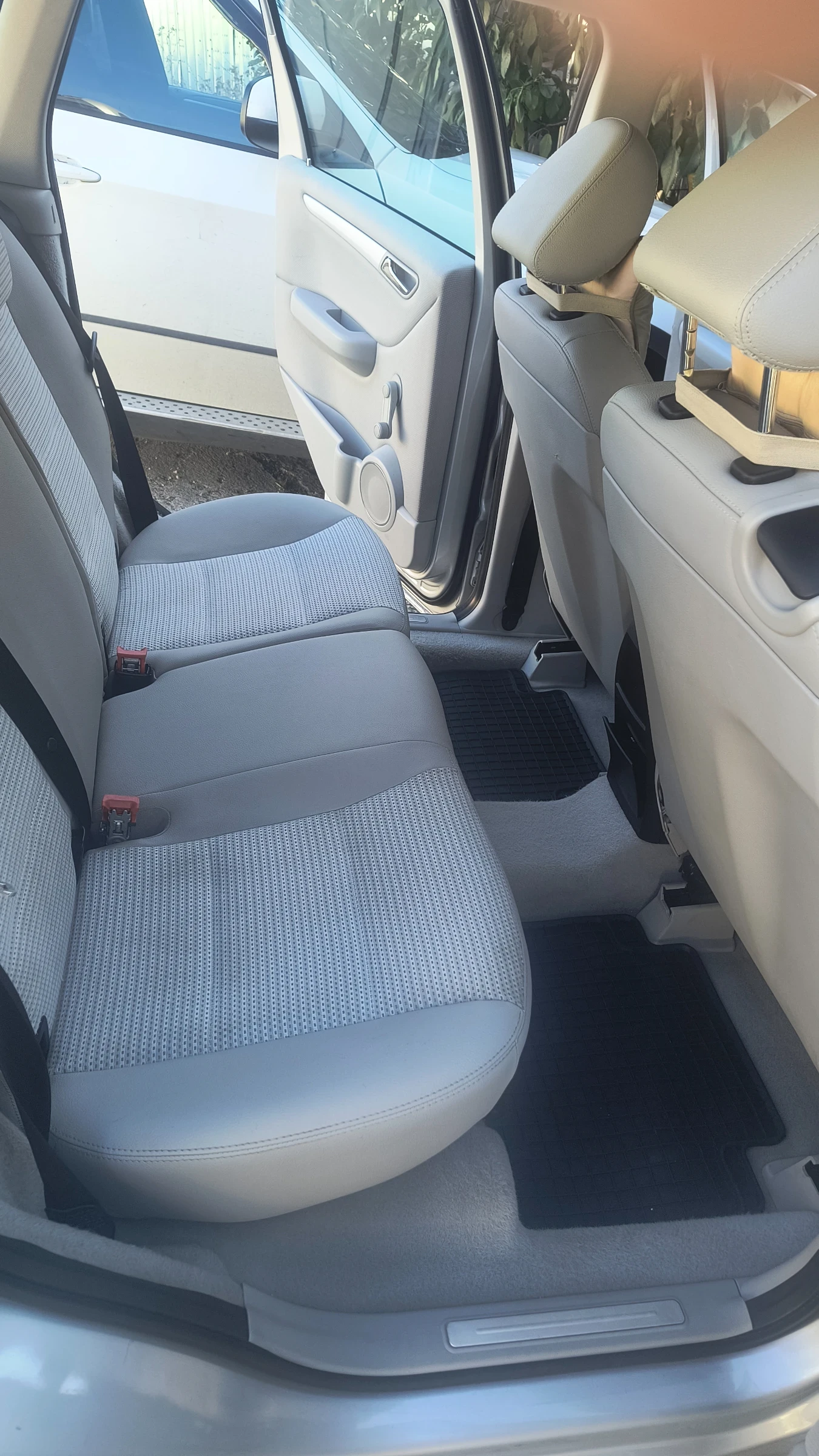 Mercedes-Benz B 200, снимка 7 - Автомобили и джипове - 56706552
