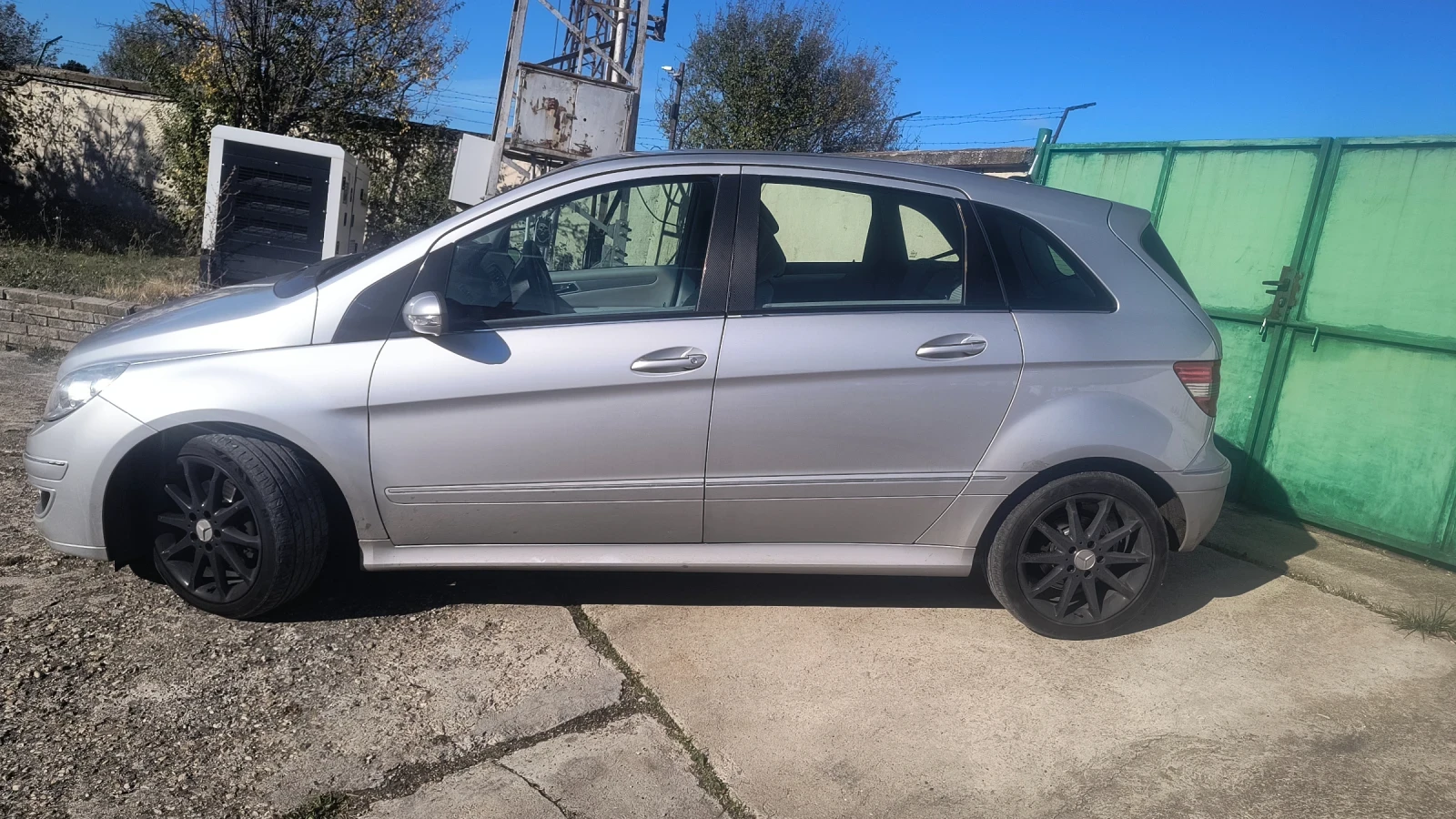 Mercedes-Benz B 200, снимка 5 - Автомобили и джипове - 56706552