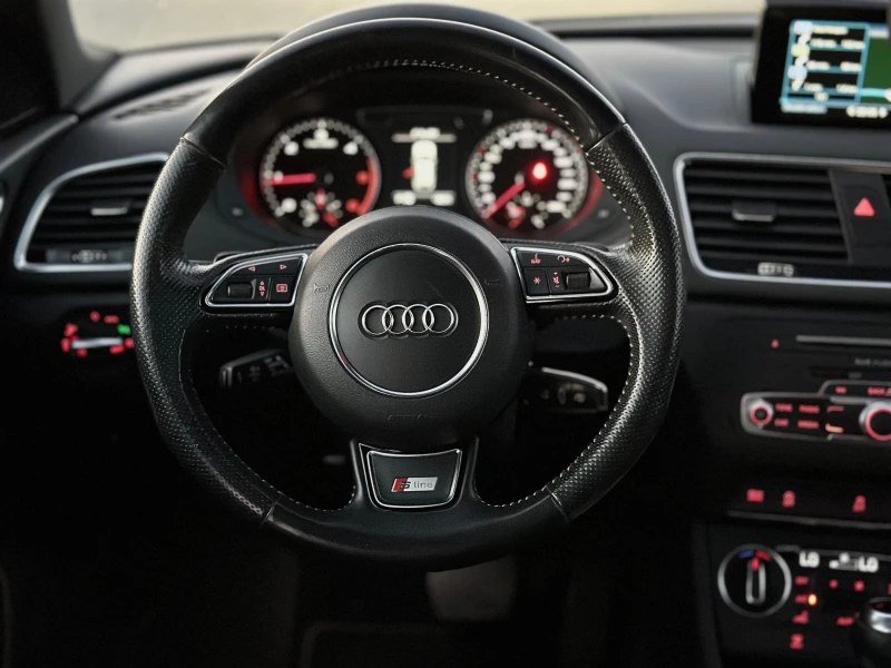 Audi Q3 2.0 TDI S-line/ Quattro/ Навигация/ Шибедах, снимка 13 - Автомобили и джипове - 46943769