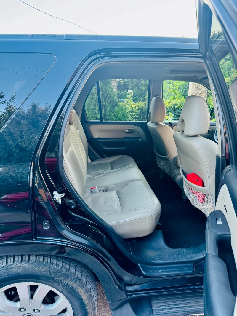 Honda Cr-v Executive, снимка 9 - Автомобили и джипове - 52372231