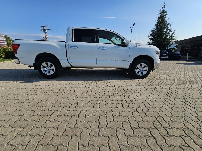 Nissan Titan crew cab 5.6 V8, снимка 5 - Автомобили и джипове - 52657409