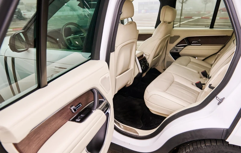 Land Rover Range rover 3.0 I6 D350 MHEV HSE, снимка 6 - Автомобили и джипове - 52660498