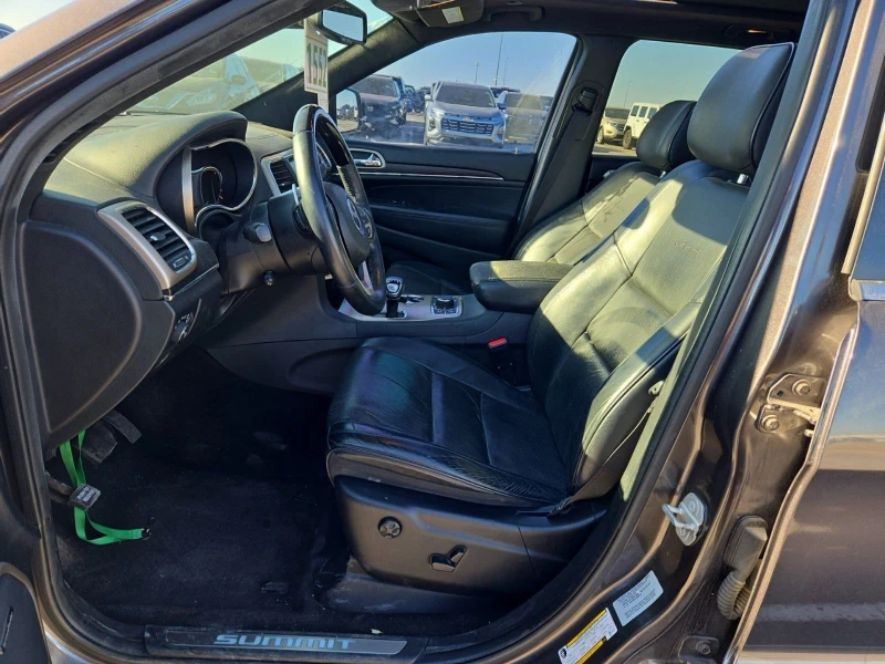 Jeep Grand cherokee Summit, снимка 9 - Автомобили и джипове - 53284392