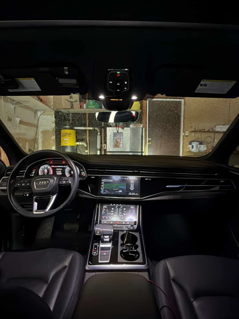Audi Q7   Progressiv | Bang & Olufsen | 360 | CARFAX, снимка 9 - Автомобили и джипове - 53564133