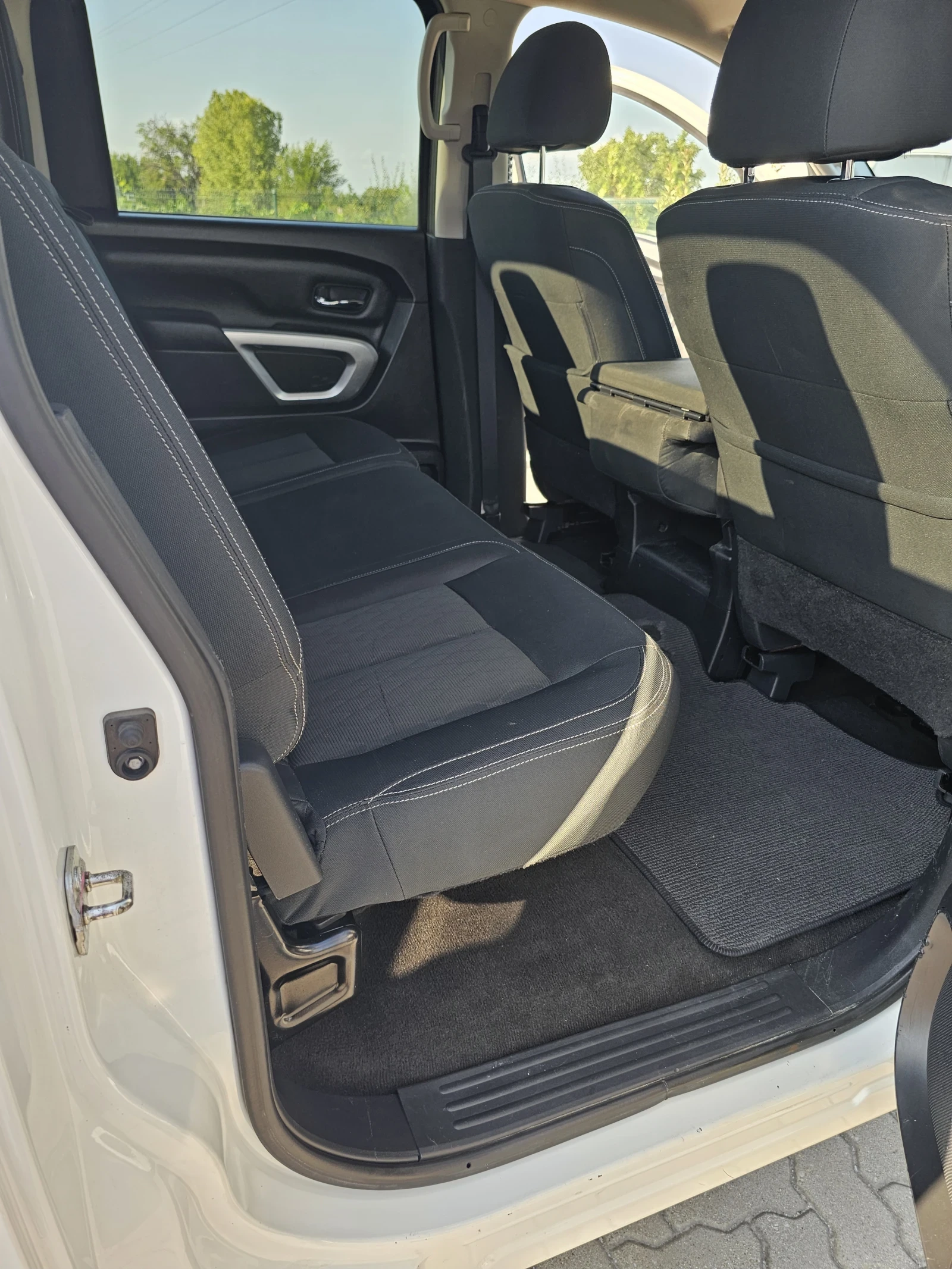 Nissan Titan crew cab 5.6 V8 | Mobile.bg   7