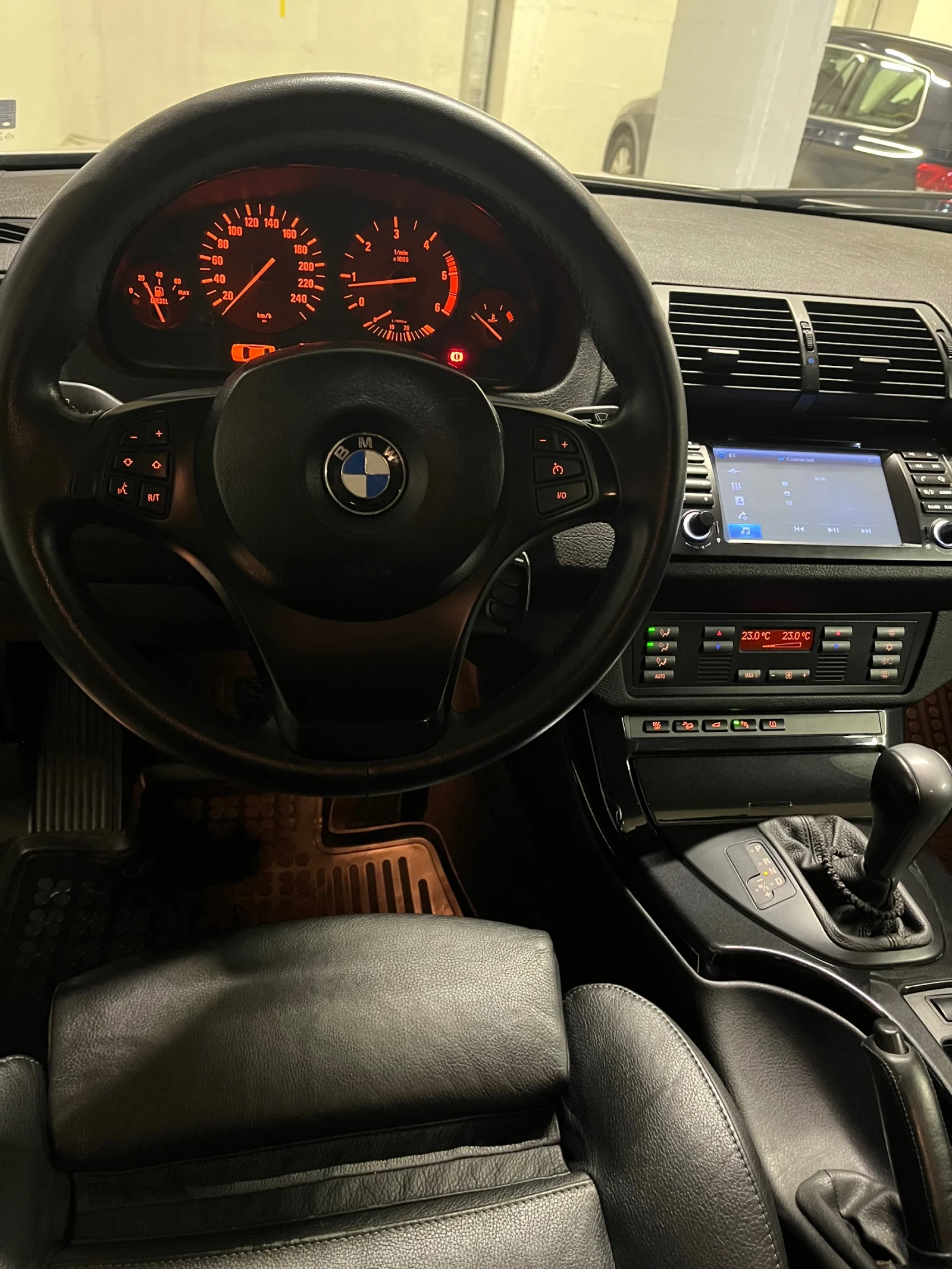 BMW X5  - изображение 6