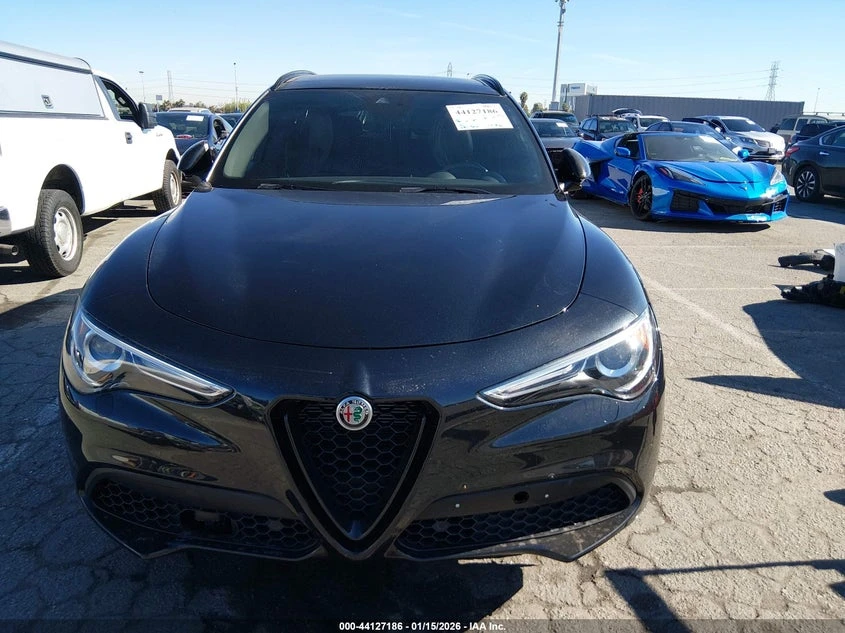 Alfa Romeo Stelvio Veloce Awd, снимка 12 - Автомобили и джипове - 53715725