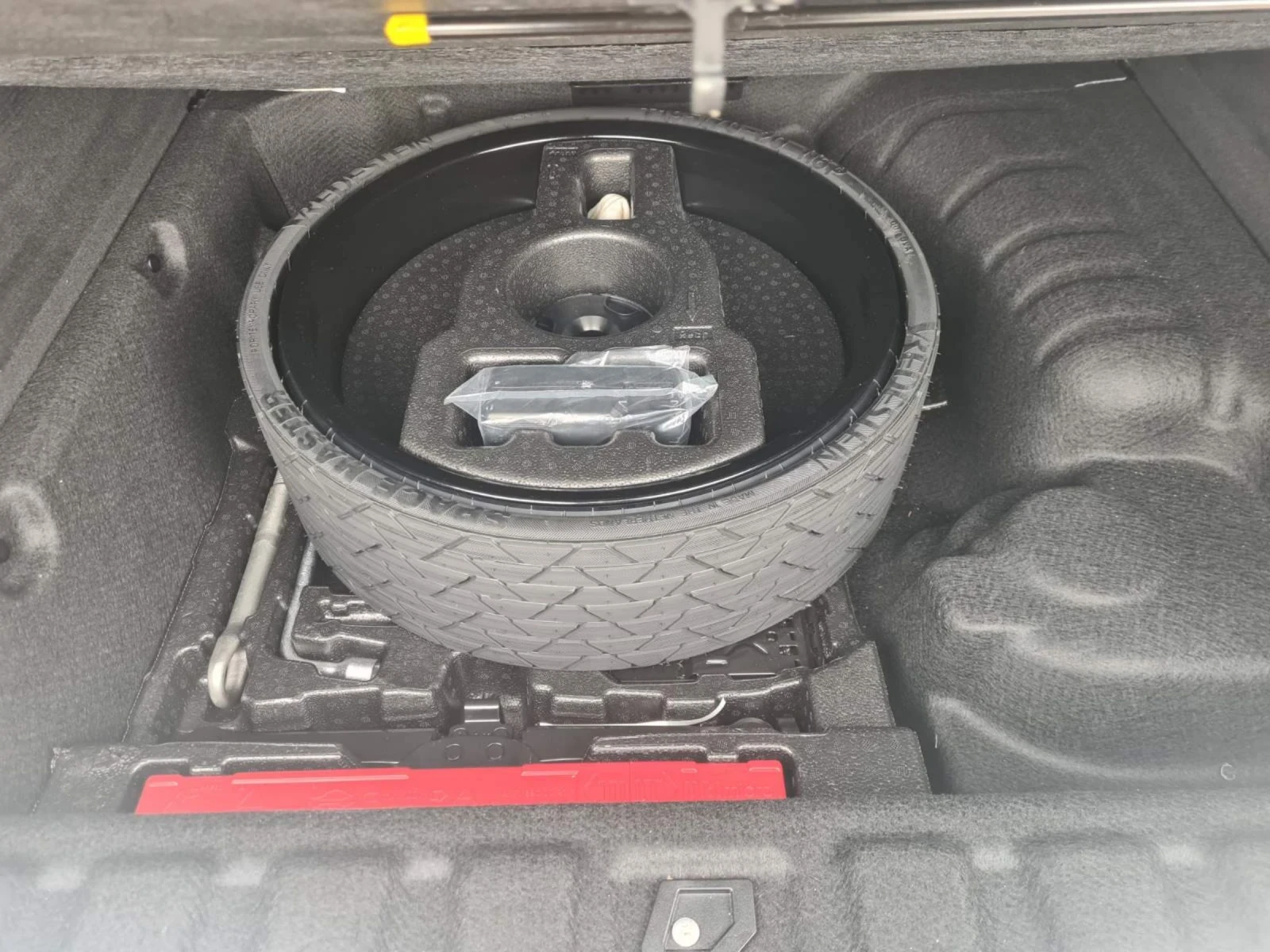 Mercedes-Benz GLE Coupe ///AMG, снимка 16 - Автомобили и джипове - 54069286