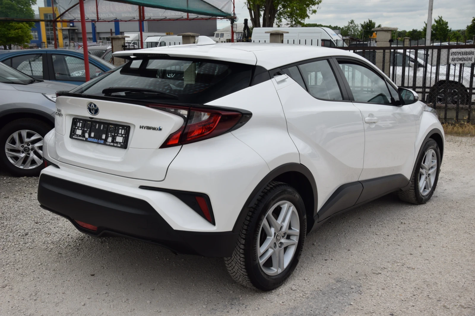 Toyota C-HR 1.8 hybrid , снимка 7 - Автомобили и джипове - 54879591