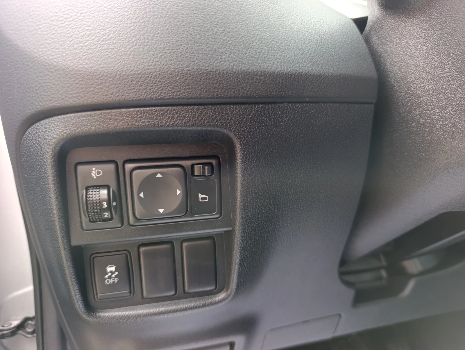 Nissan Juke 1.6i tekna 117k.c., снимка 16 - Автомобили и джипове - 55260659