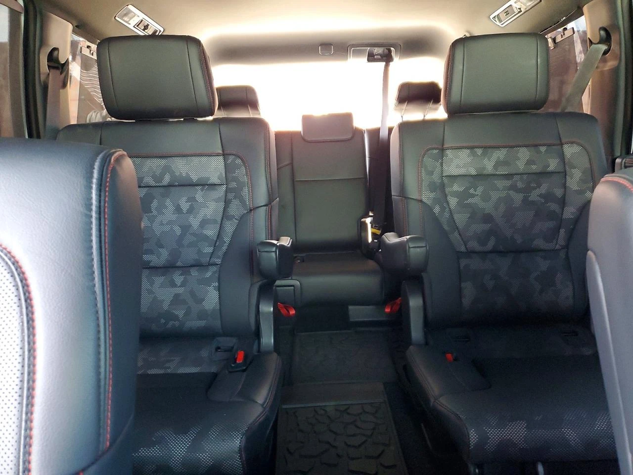 Toyota Sequoia TRD PRO* 33K KM* КРАЙНА ЦЕНА* , снимка 9 - Автомобили и джипове - 55545583