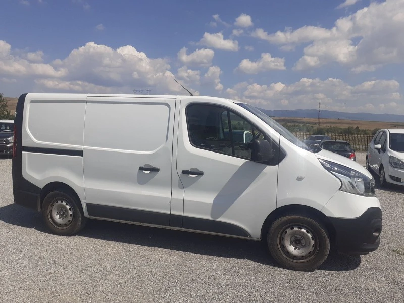 Renault Trafic 1.6DCI 120х.км.А/С, снимка 14 - Бусове и автобуси - 46356326