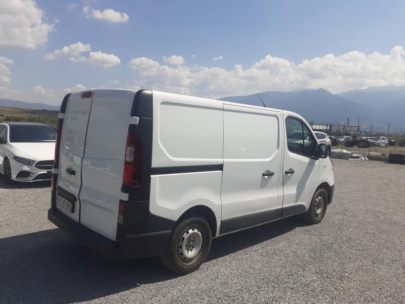 Renault Trafic 1.6DCI 120х.км.А/С, снимка 4 - Бусове и автобуси - 46356326