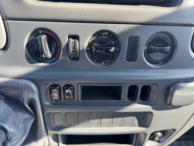 Mercedes-Benz Sprinter CDI / 9 места / , снимка 8 - Бусове и автобуси - 52267464