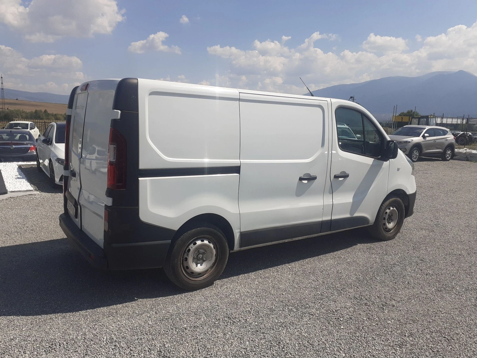 Renault Trafic 1.6DCI 120х.км.А/С - изображение 9