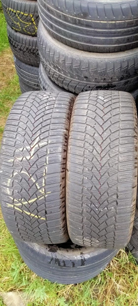 Гуми Зимни 235/55R17, снимка 2
