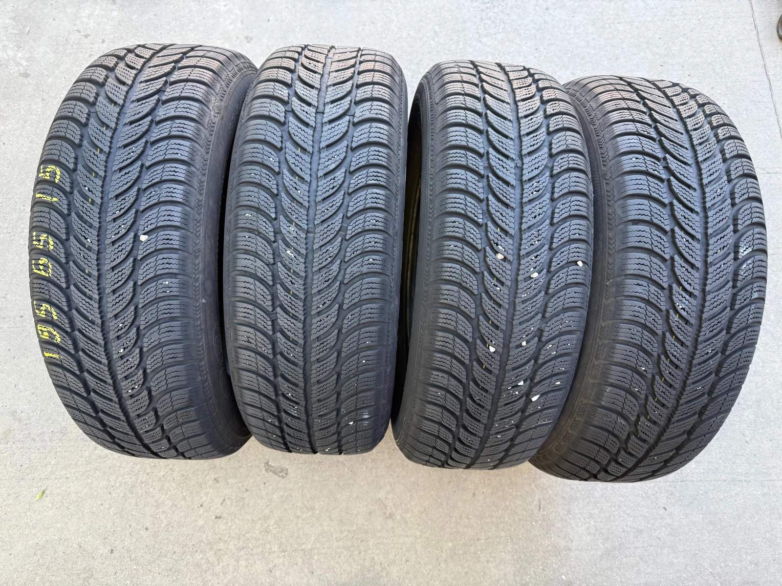 Гуми Зимни 195/65R15