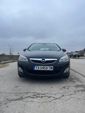 Opel Astra J Sports Tourer 1.7 cdti 110ks, снимка 2