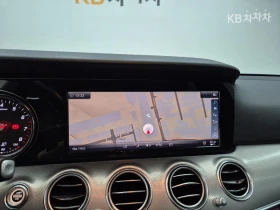 Mercedes-Benz E 200, снимка 14
