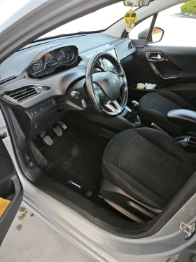 Peugeot 208, снимка 6