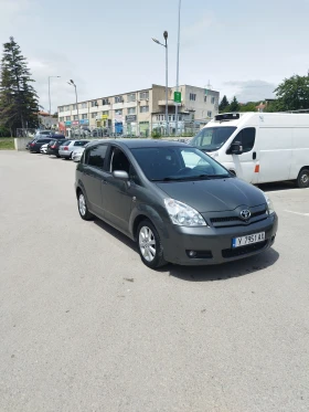  Toyota Corolla verso