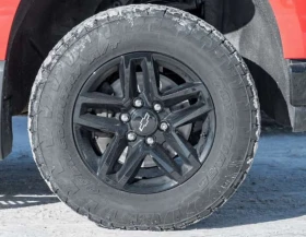 Chevrolet Silverado LT Trail Boss  CARFAX - 28100 € / 54958.82 лв. - 20669028 8