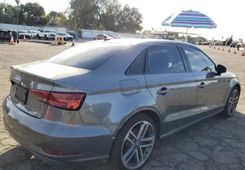 Audi A3 PREMIUM, снимка 5 - Автомобили и джипове - 48633918