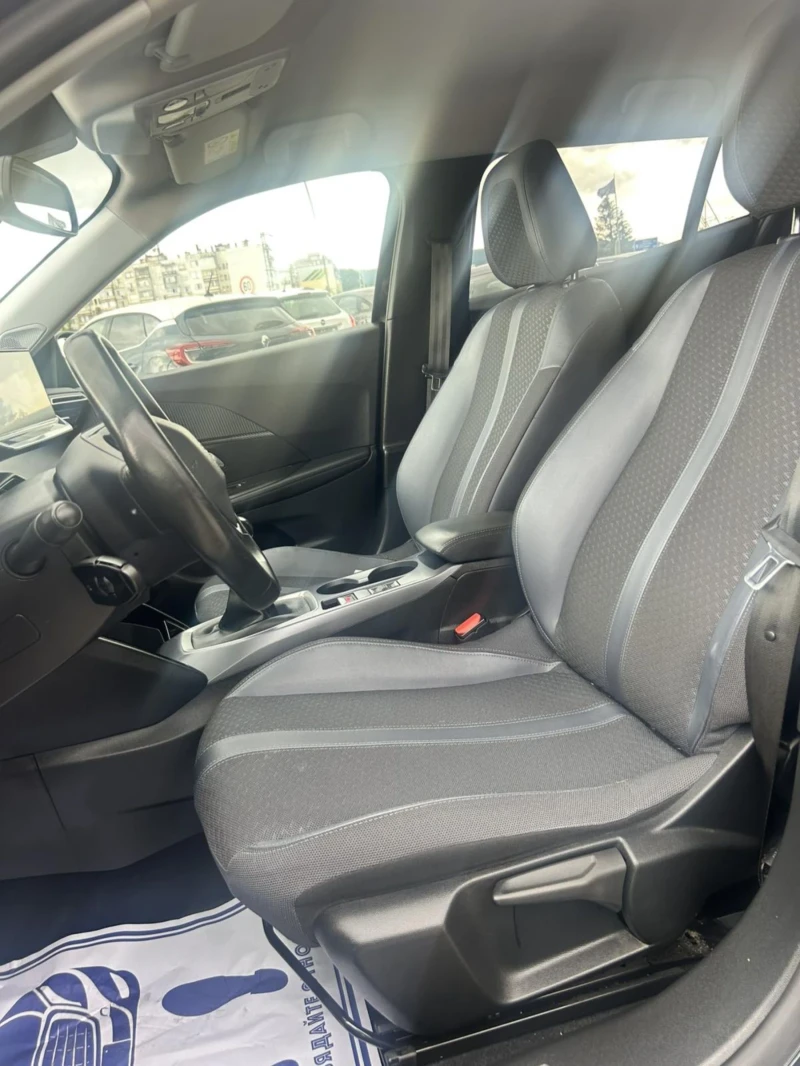 Peugeot 2008 1.5 HDI 110 * 3D i- COCKPIT * NAVI * CAM * ACC * , снимка 9 - Автомобили и джипове - 48969884