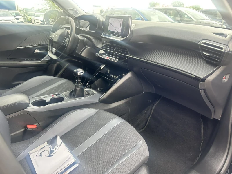 Peugeot 2008 1.5 HDI 110 * 3D i- COCKPIT * NAVI * CAM * ACC * , снимка 16 - Автомобили и джипове - 48969884