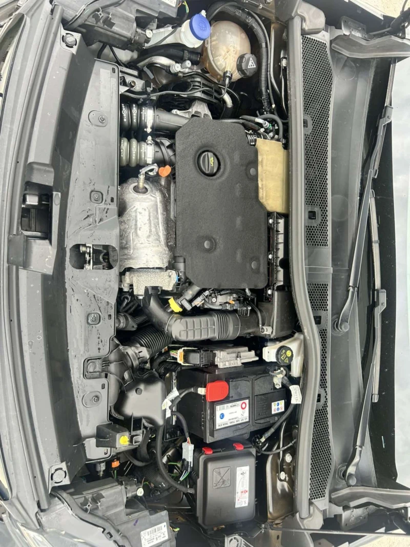 Peugeot 2008 1.5 HDI 110 * 3D i- COCKPIT * NAVI * CAM * ACC * , снимка 17 - Автомобили и джипове - 48969884
