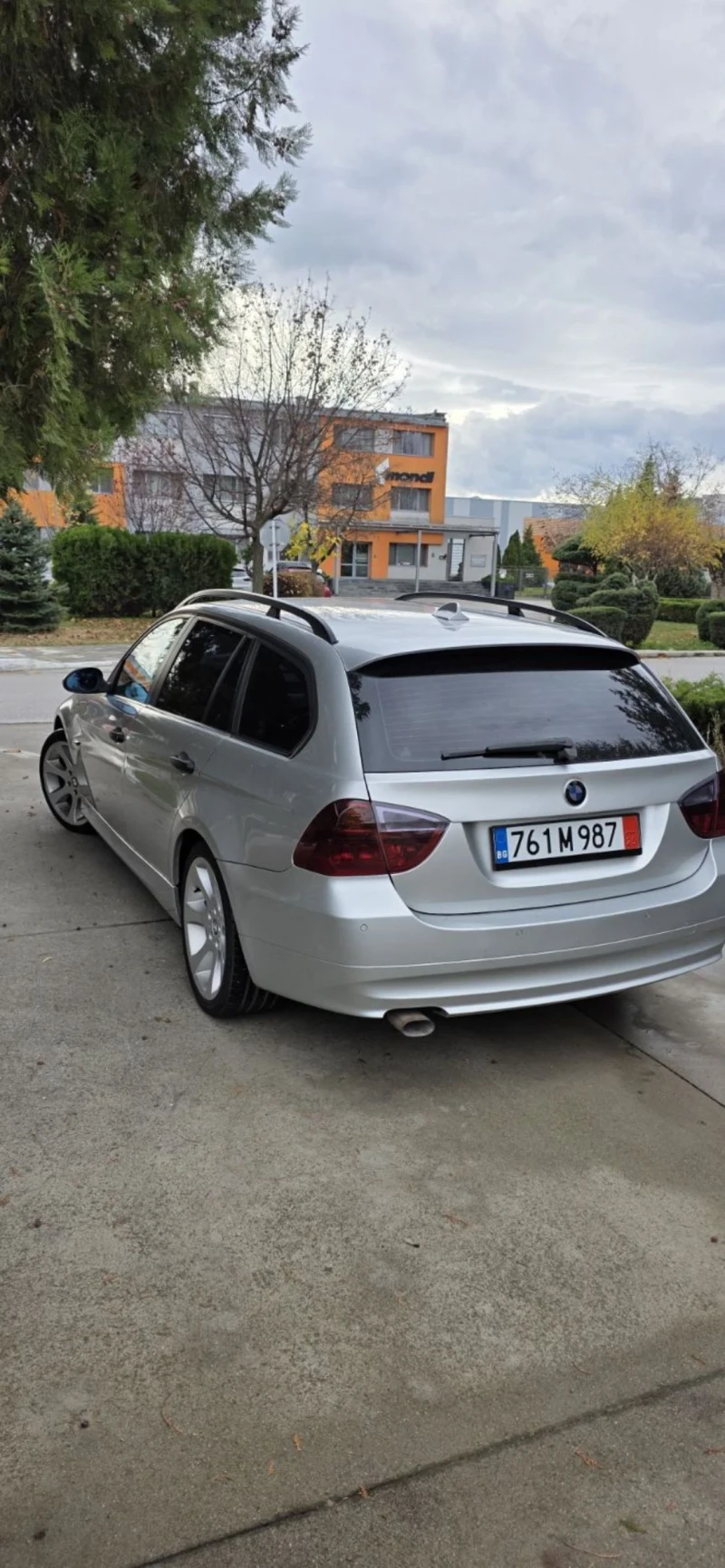 BMW 320, снимка 5 - Автомобили и джипове - 52996648