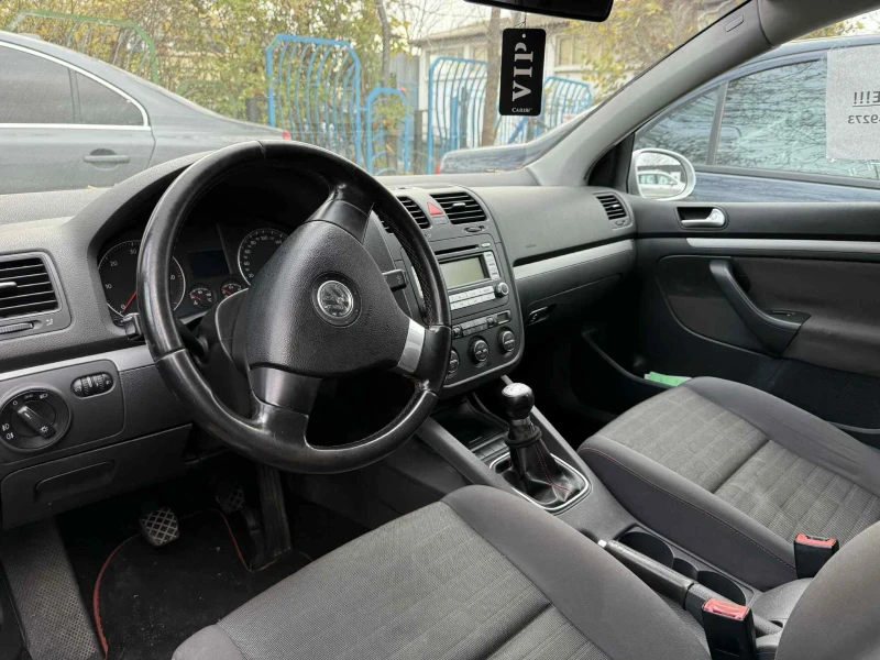 VW Golf, снимка 5 - Автомобили и джипове - 53048362